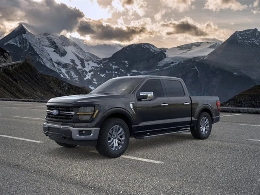 2025 Ford F-150 XLT photo 1