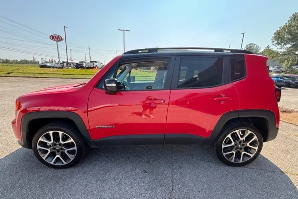 2022 Jeep Renegade Limited photo 1