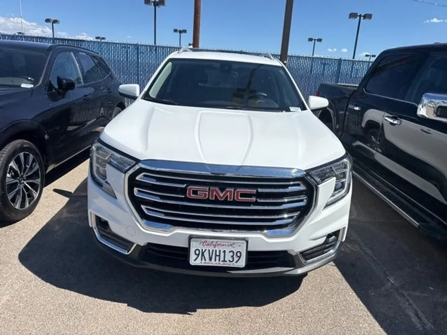 2024 Gmc Terrain SLT photo 1