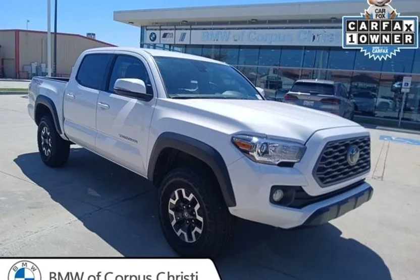 2023 Toyota Tacoma TRD Off-Road V6 photo 1