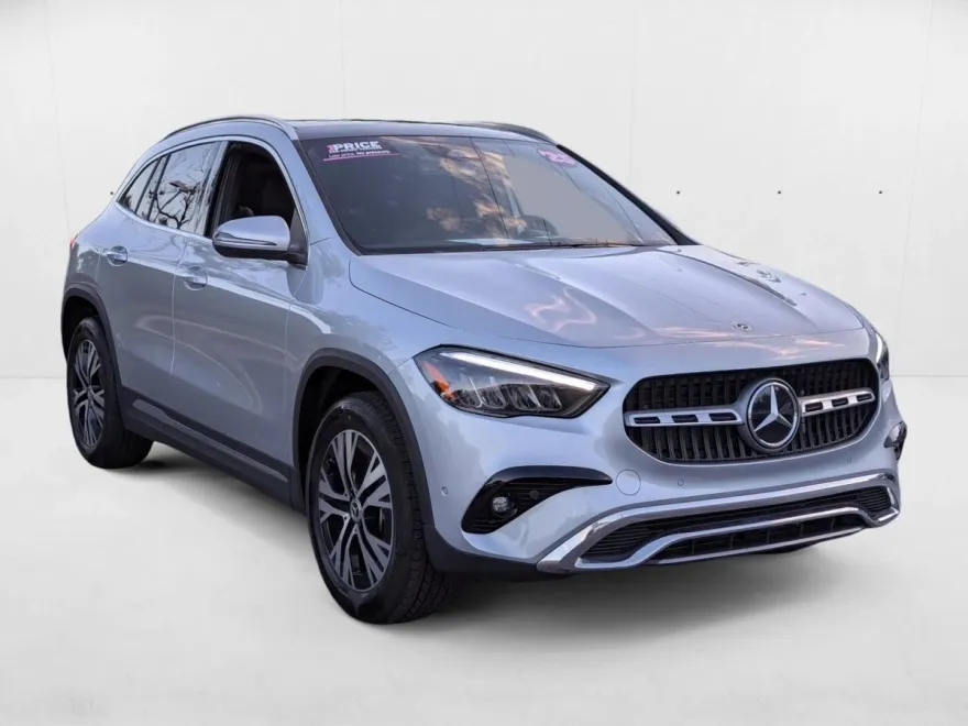2025 Mercedes Benz GLA 250 photo 1