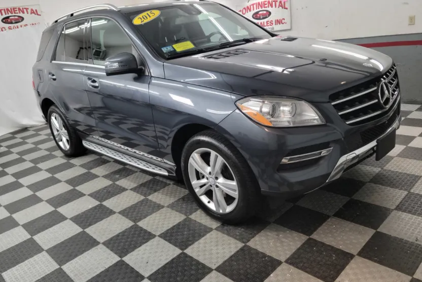 2015 Mercedes Benz ML 4MATIC 350 photo 1