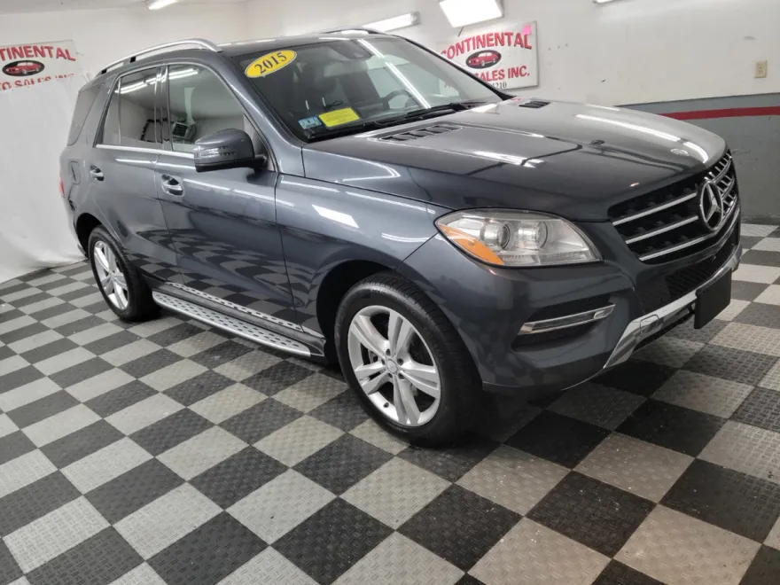 2015 Mercedes Benz ML 4MATIC 350 photo 1