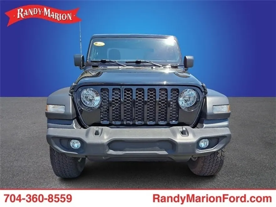 2021 Jeep Gladiator Sport photo 1