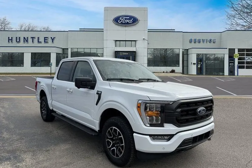 2023 Ford F-150 XLT photo 1