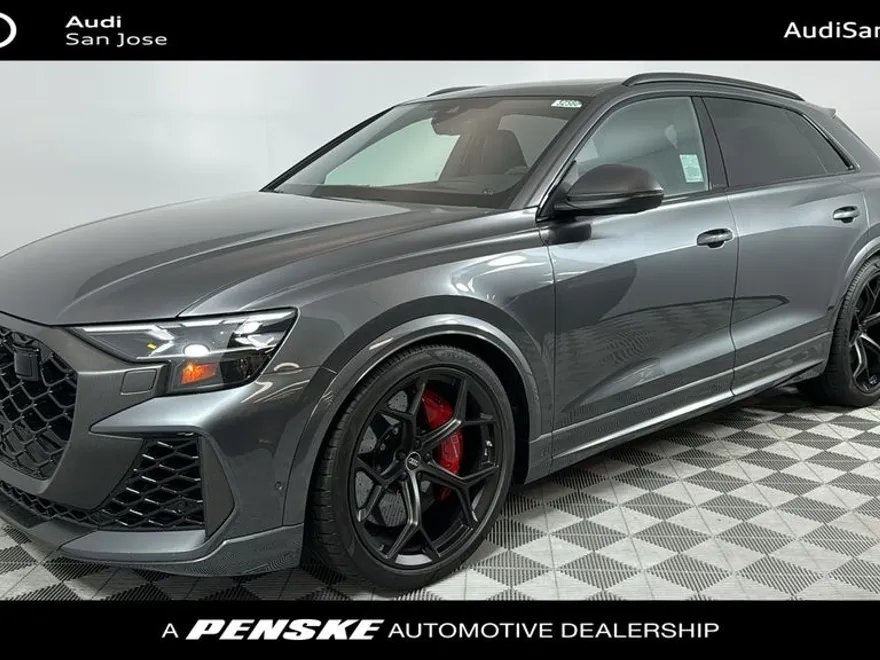 2025 Audi RS Q8 photo 1