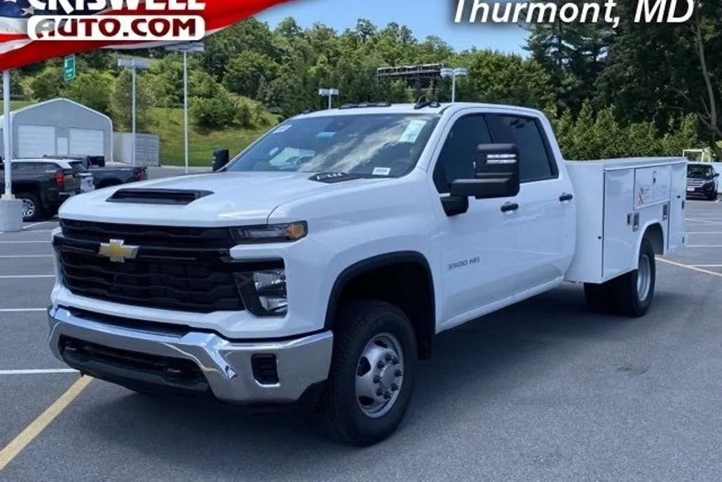 2025 Chevrolet Silverado 3500HD Work Truck photo 1