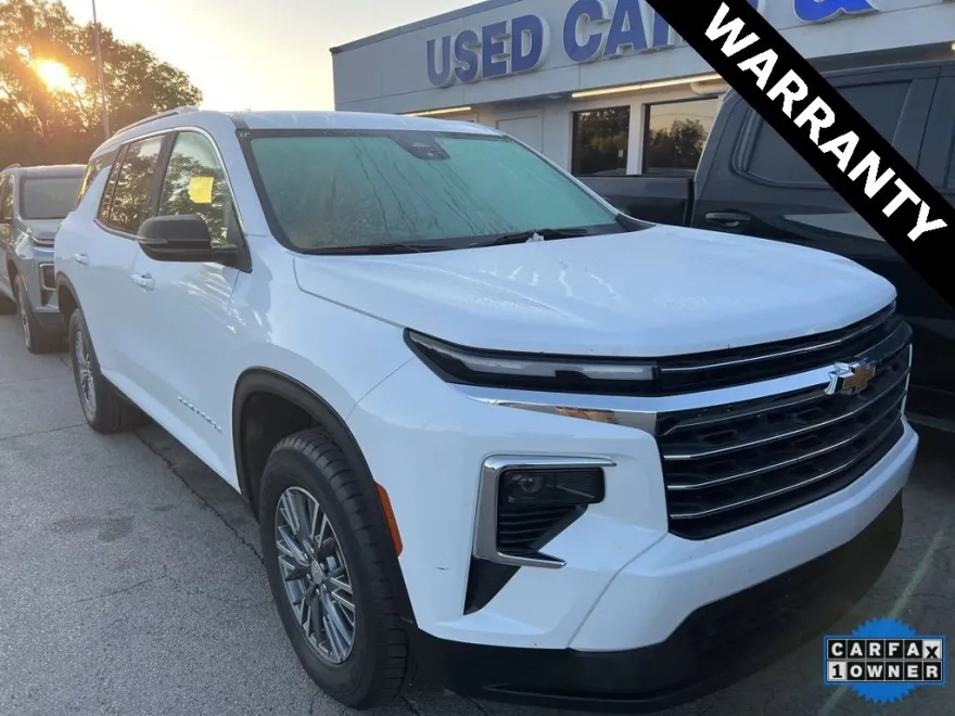 2025 Chevrolet Traverse photo 1