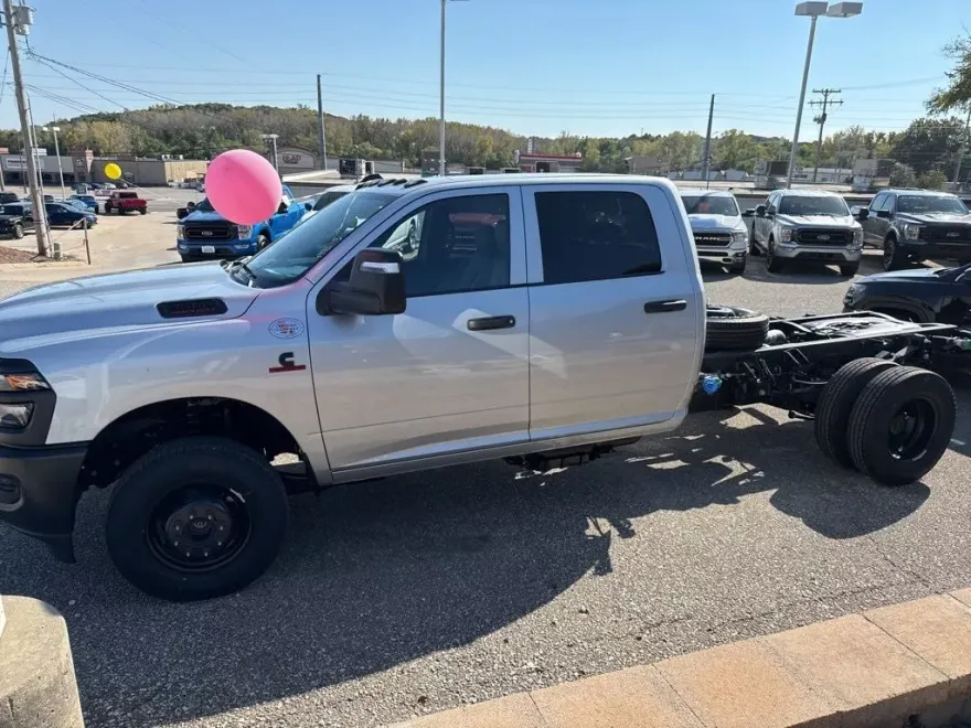 2026 Ram 3500 Tradesman photo 1