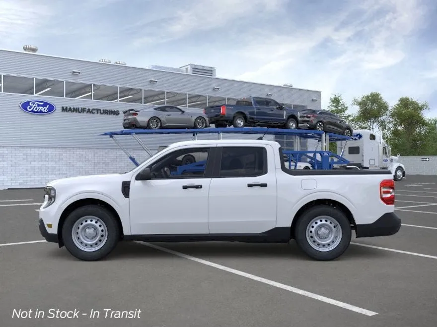 2025 Ford Maverick XL photo 1