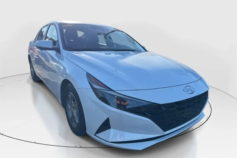 2021 Hyundai Elantra SE photo 1