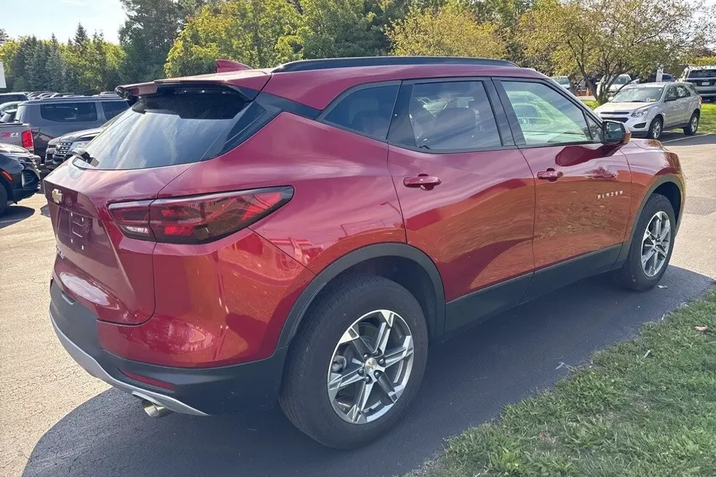 2023 Chevrolet Blazer 2LT photo 1