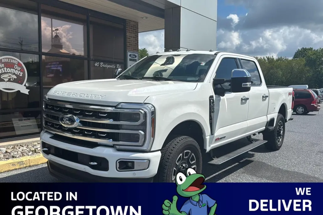 2024 Ford F-250 Platinum photo 1