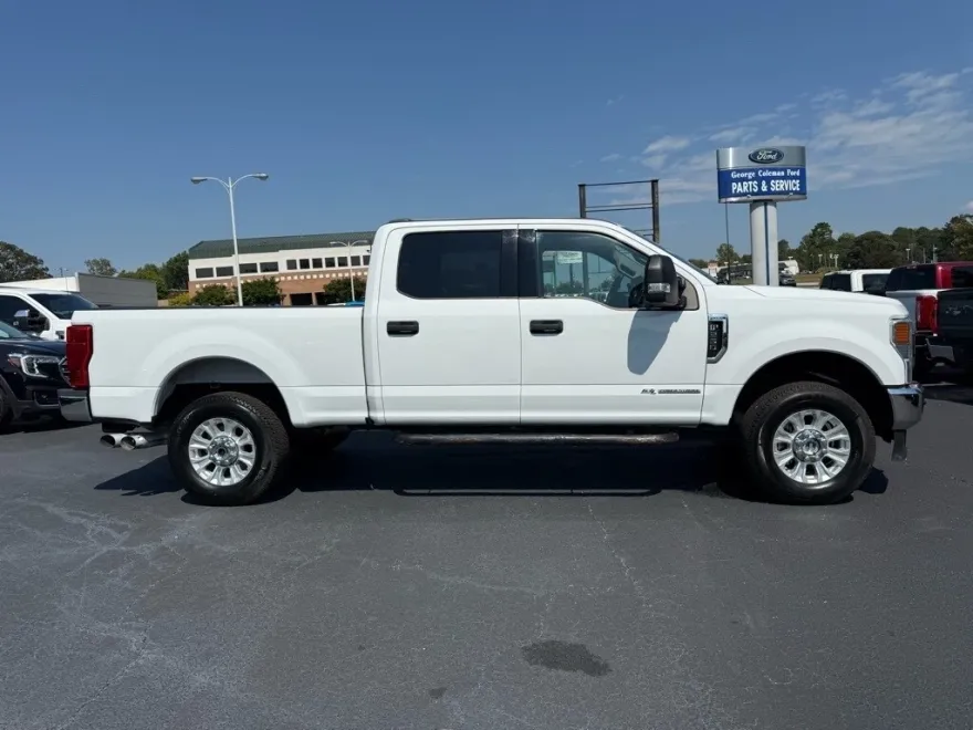 2022 Ford F-250 XLT photo 1