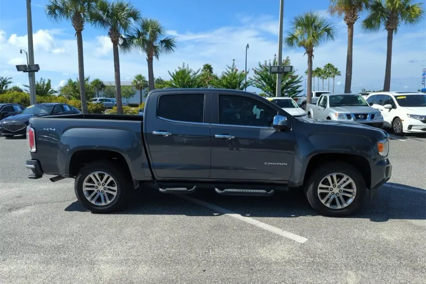 2016 Gmc Canyon SLT photo 1
