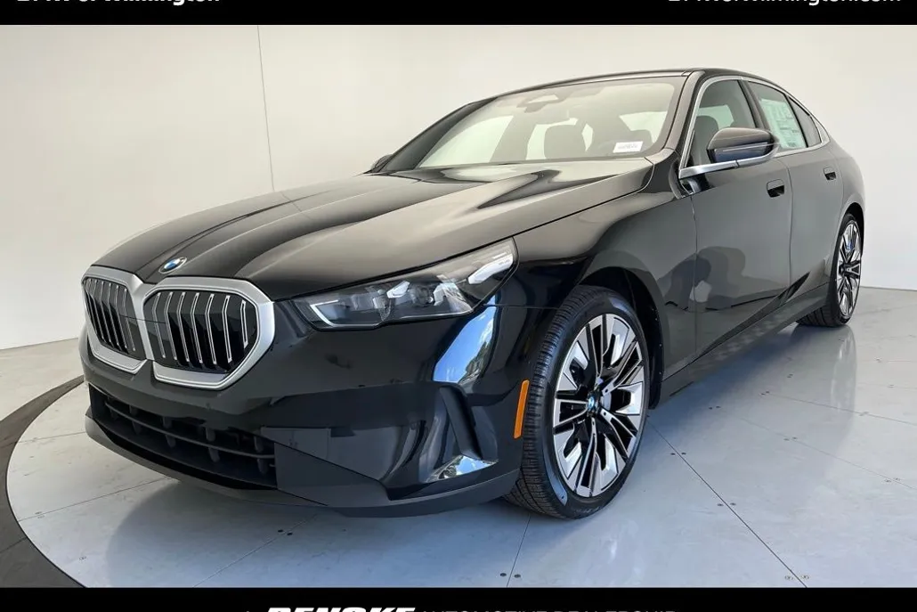 2025 Bmw 530i photo 1