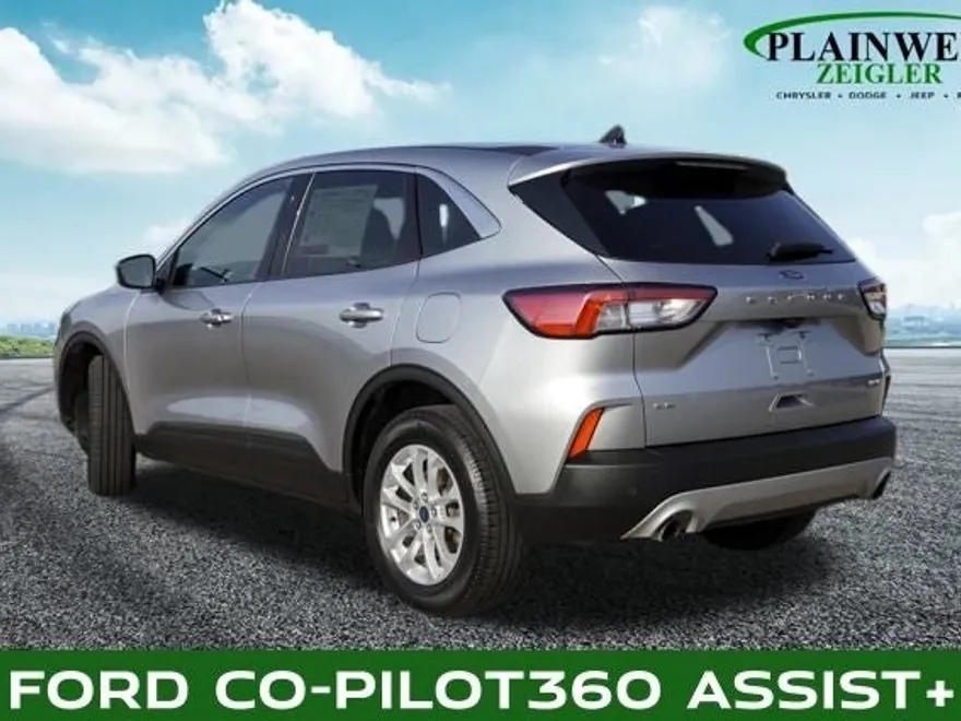 2022 Ford Escape SE photo 1