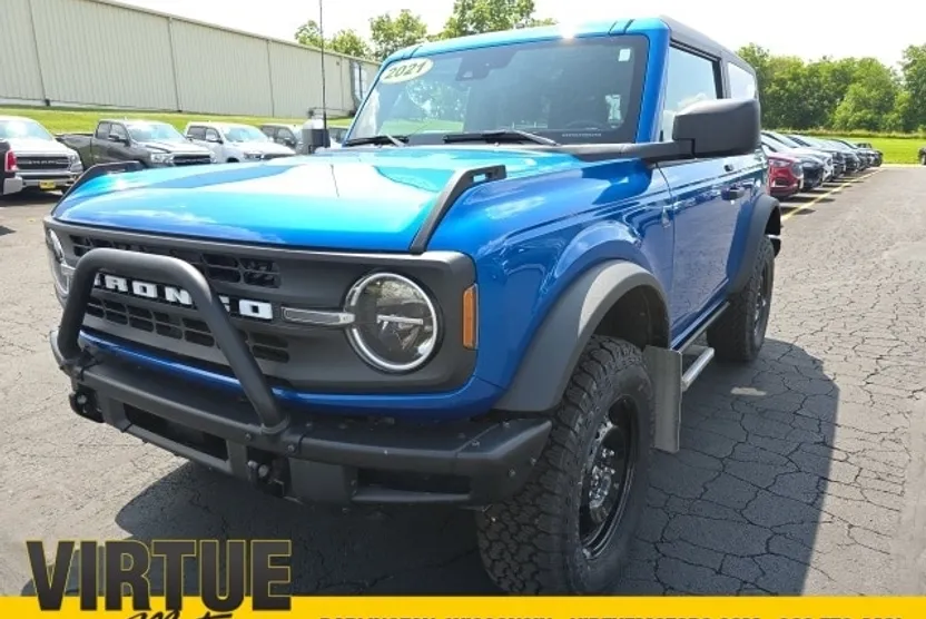 2021 Ford Bronco Base photo 1