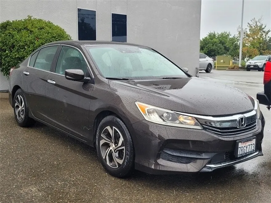2016 Honda Accord LX photo 1