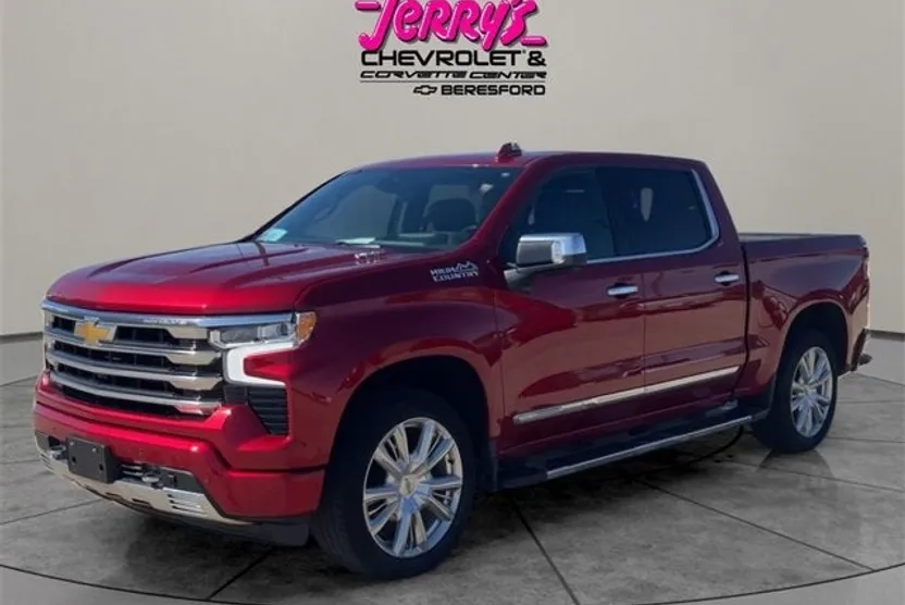 2023 Chevrolet Silverado 1500 High Country photo 1