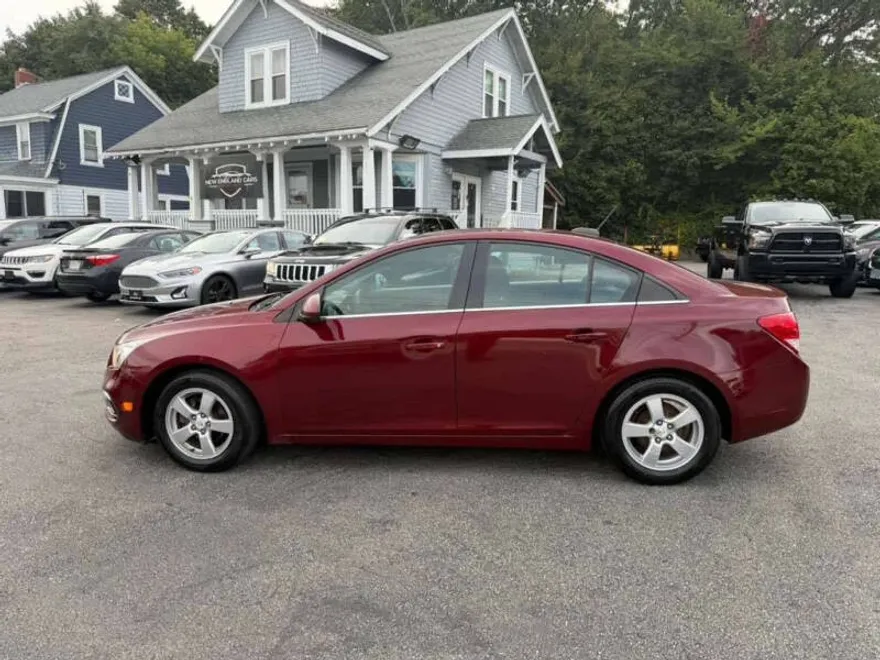 2015 Chevrolet Cruze photo 1