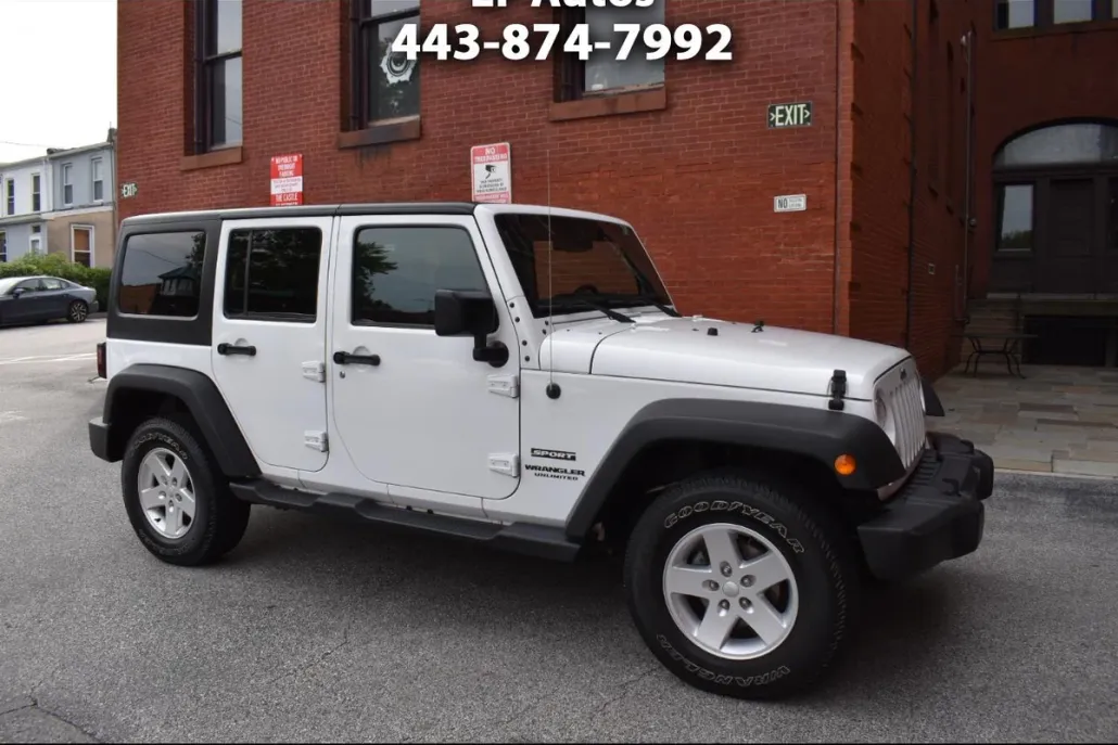 2017 Jeep Wrangler Unlimited Sport photo 1