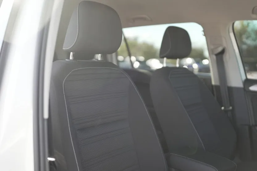 2023 Volkswagen Tiguan S photo 1