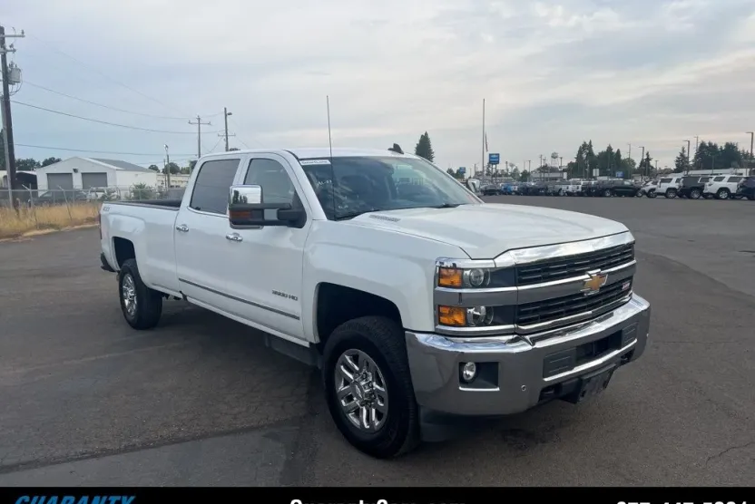 2016 Chevrolet Silverado 3500HD LTZ photo 1