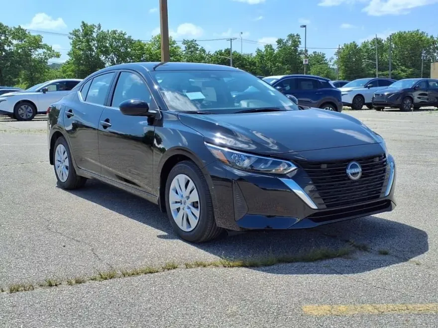 2025 Nissan Sentra S photo 1