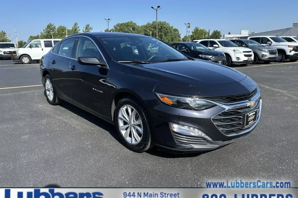2023 Chevrolet Malibu 1LT photo 1
