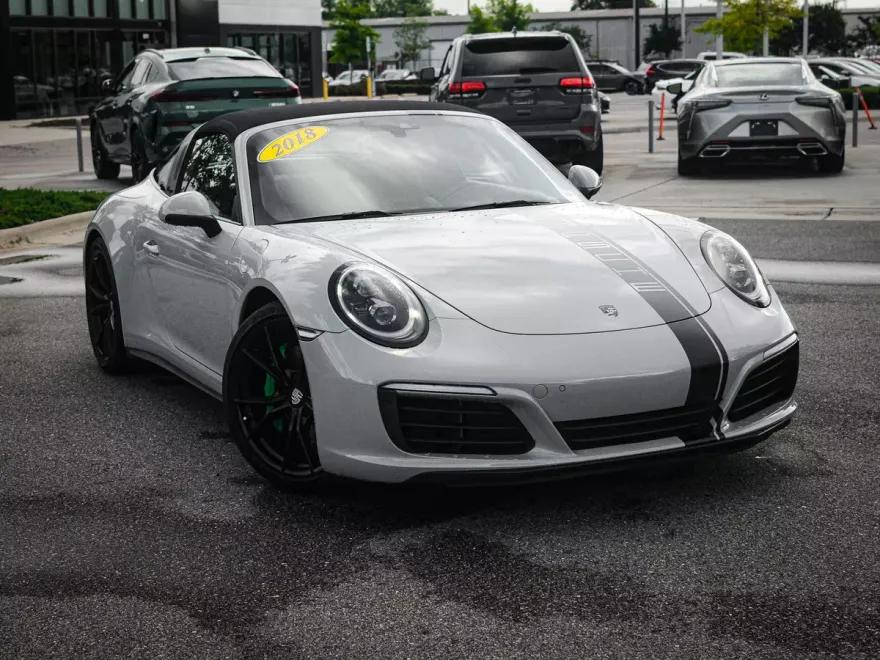 2018 Porsche 911 4S photo 1