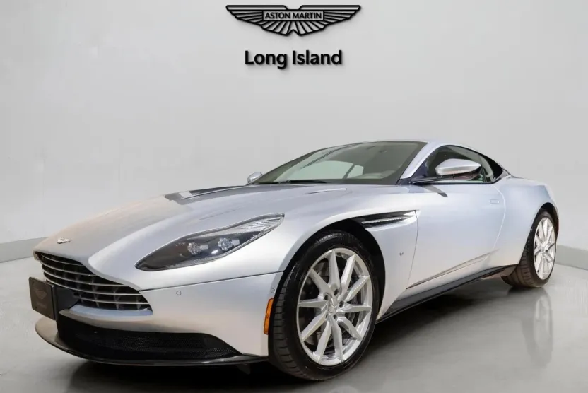 2017 Aston Martin DB11 AM5 photo 1