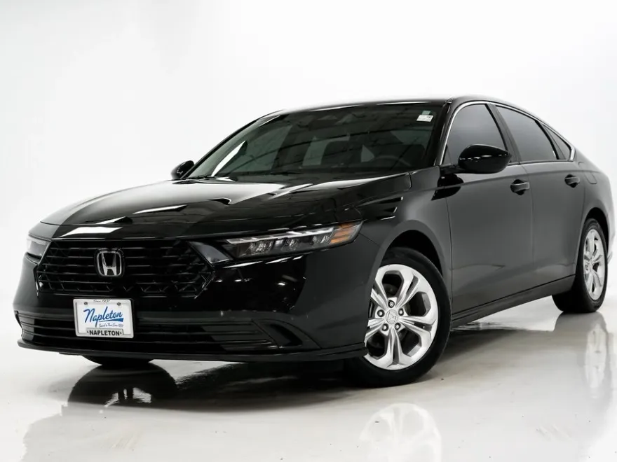 2023 Honda Accord LX photo 1