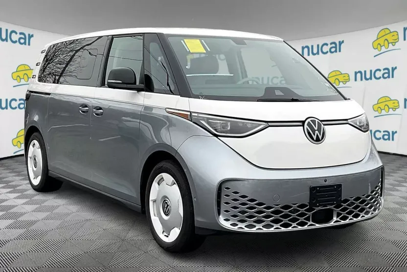 2025 Volkswagen ID. Buzz photo 1