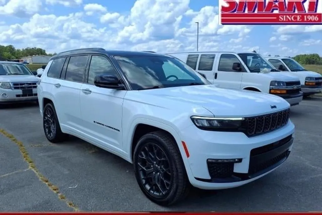 2024 Jeep Grand Cherokee L Summit photo 1