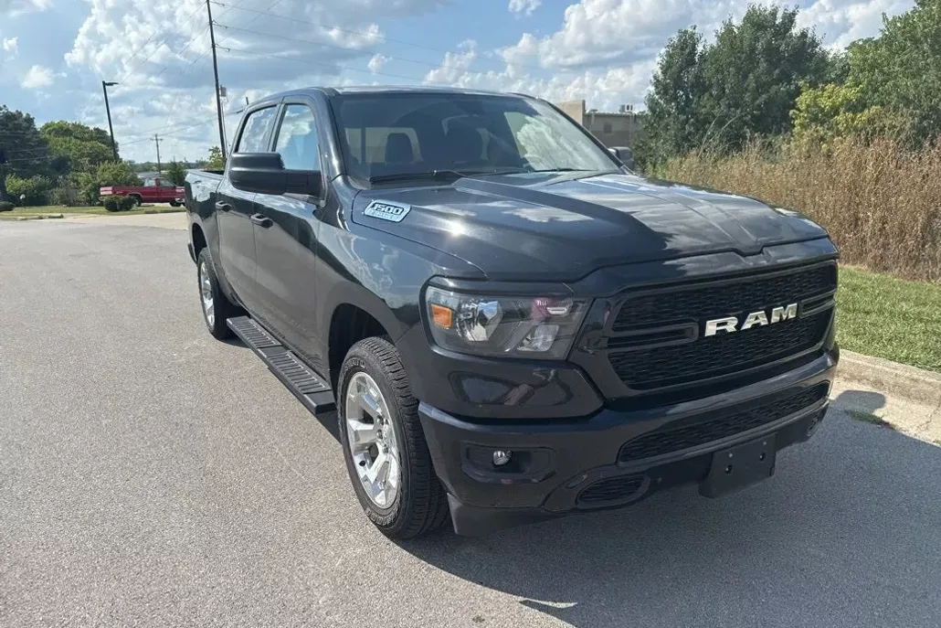 2024 Ram 1500 Tradesman photo 1