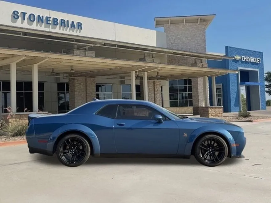 2022 Dodge Challenger R/T Scat Pack Widebody photo 1