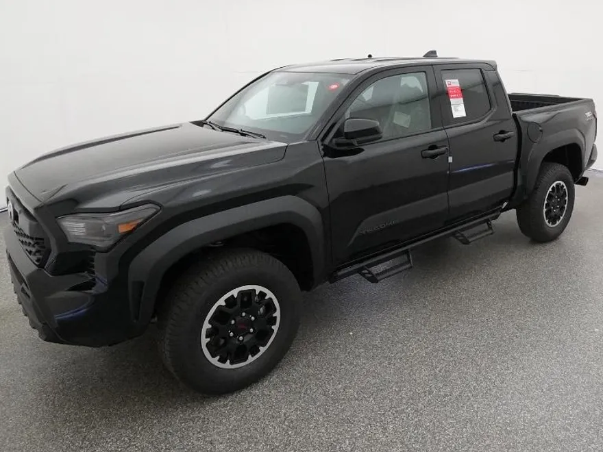 2025 Toyota Tacoma TRD Off-Road Double Cab photo 1