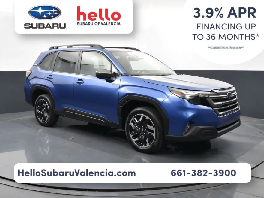 2025 Subaru Forester Premium photo 1