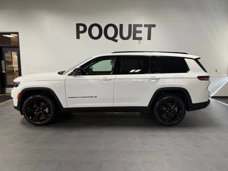 2024 Jeep Grand Cherokee Limited photo 1