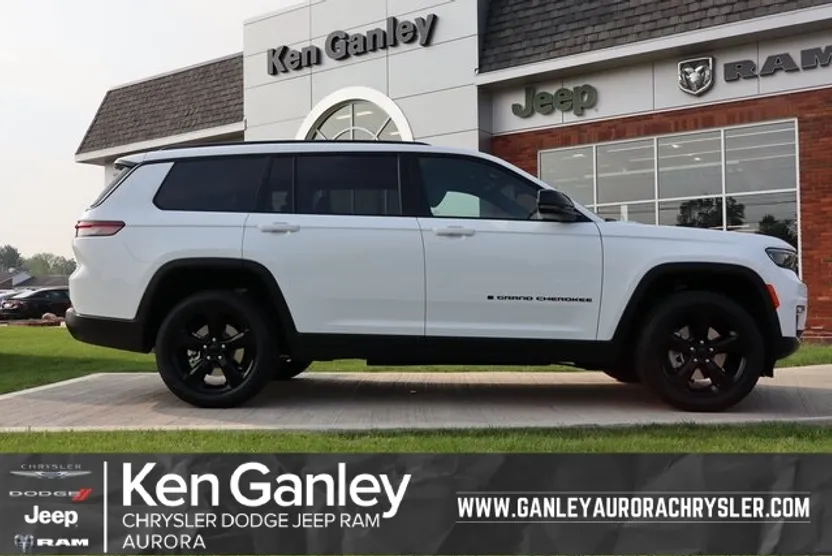 2025 Jeep Grand Cherokee Limited photo 1