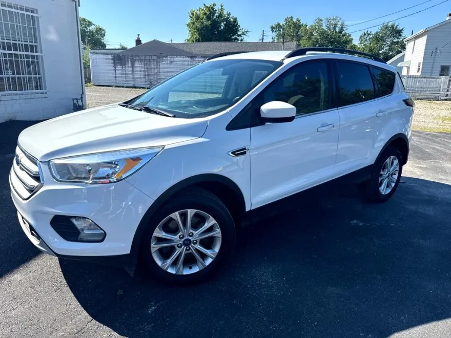 2018 Ford Escape SE photo 1