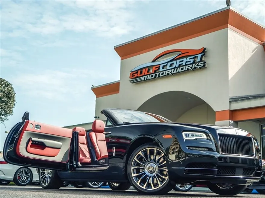 2020 Rolls Royce Dawn photo 1