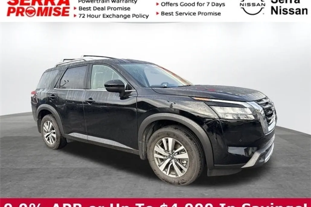 2025 Nissan Pathfinder SL photo 1
