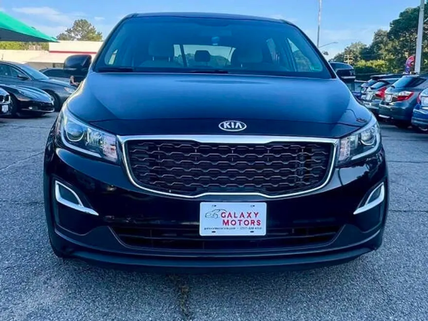 2019 Kia Sedona LX EX photo 1