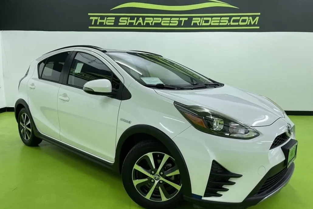 2018 Toyota Prius C Two photo 1