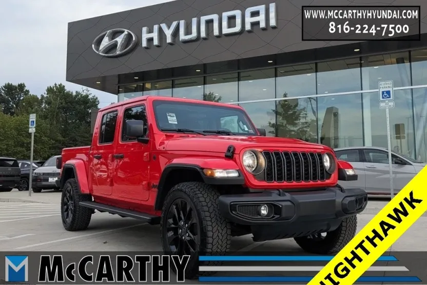 2025 Jeep Gladiator photo 1