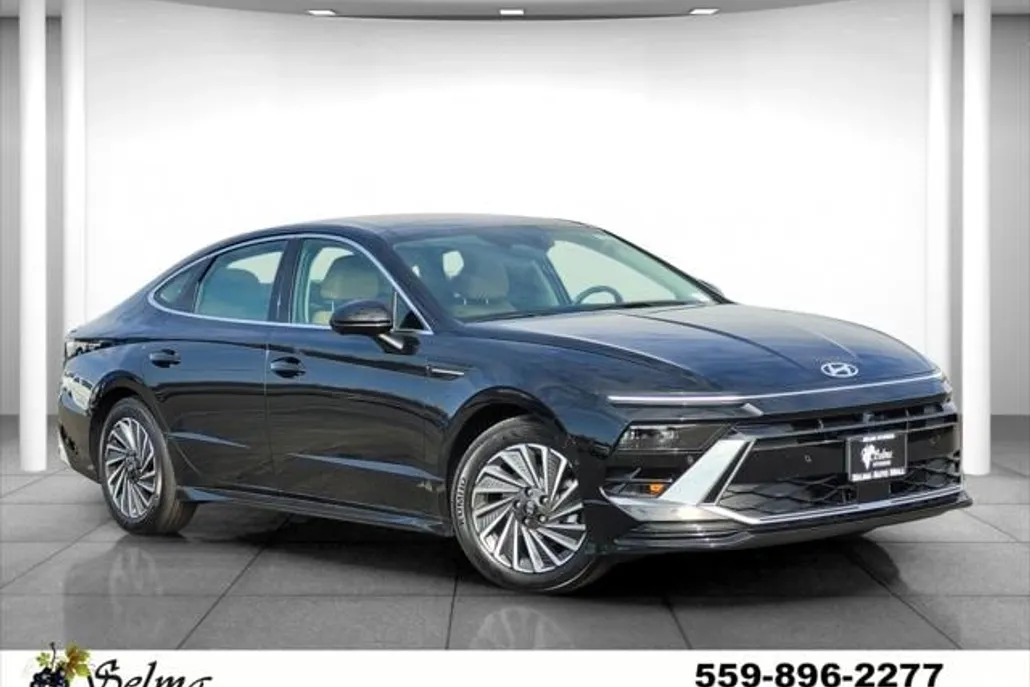 2025 Hyundai Sonata Hybrid Limited photo 1