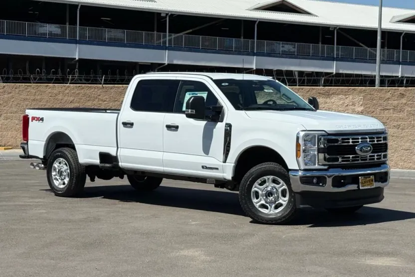 2026 Ford F-250 XLT photo 1