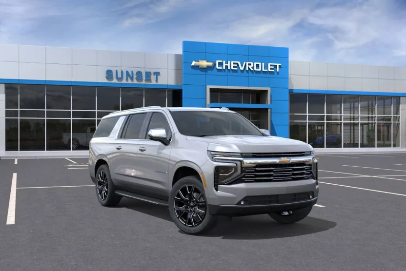 2025 Chevrolet Suburban Premier photo 1
